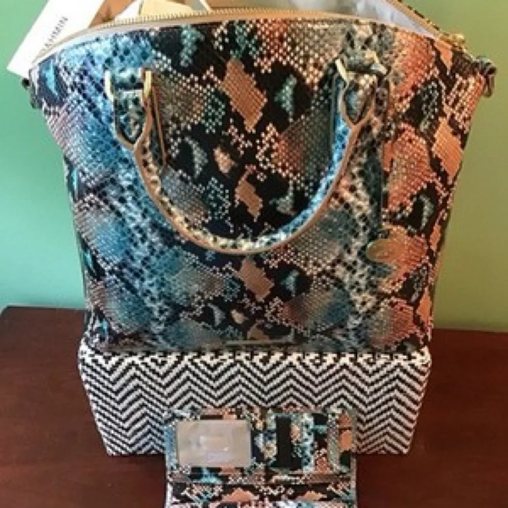 Brahmin Bailee Ocean Lilyana Tote Snake Print Leather Handbag‎ Purse Tote Blues
